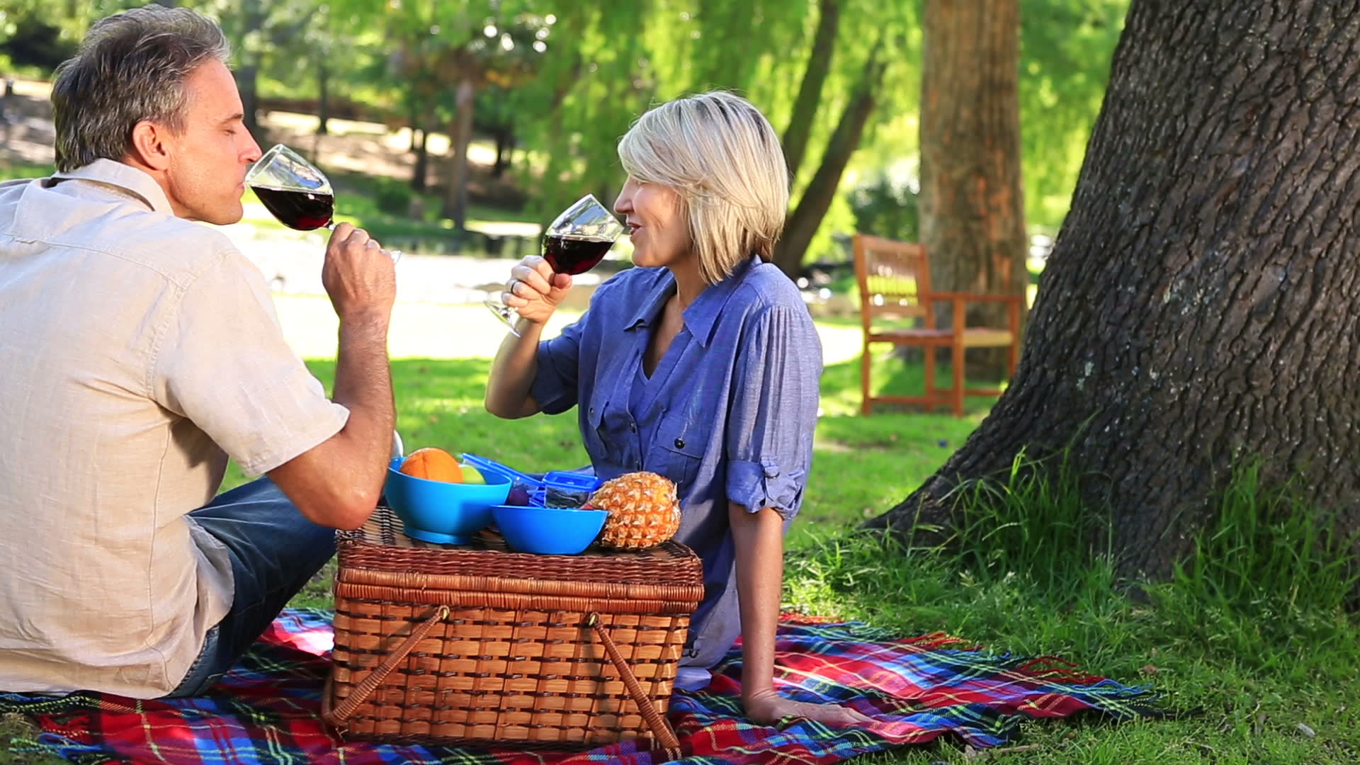 The Best First-Date Locations - Stitch The Best First-Date